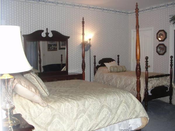 Rabbit Creek Bed & Breakfast Versailles Esterno foto