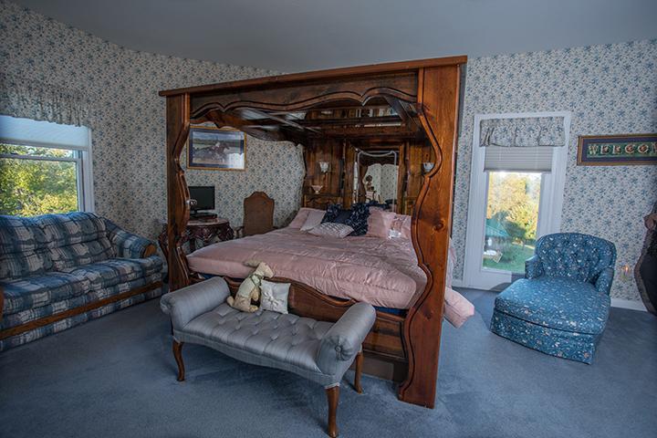 Rabbit Creek Bed & Breakfast Versailles Esterno foto