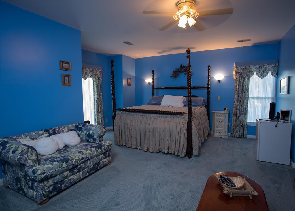 Rabbit Creek Bed & Breakfast Versailles Esterno foto