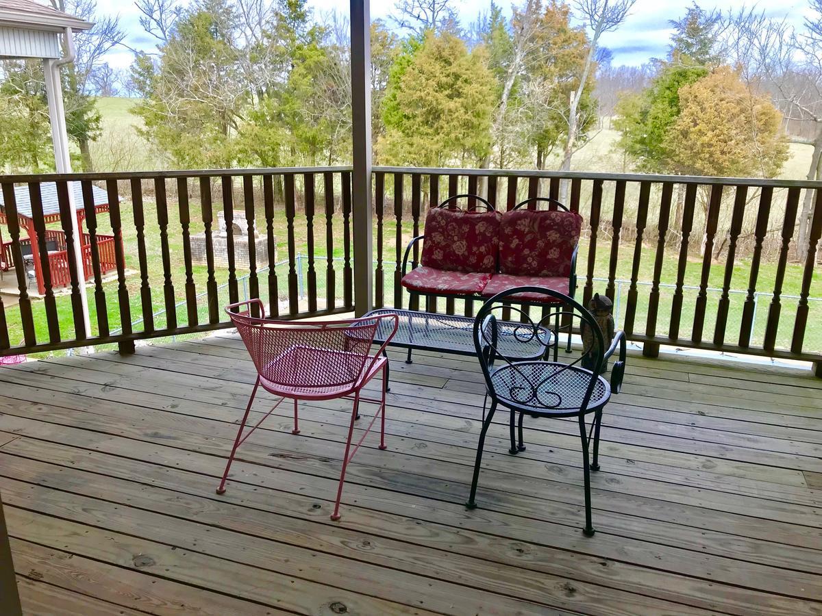 Rabbit Creek Bed & Breakfast Versailles Esterno foto