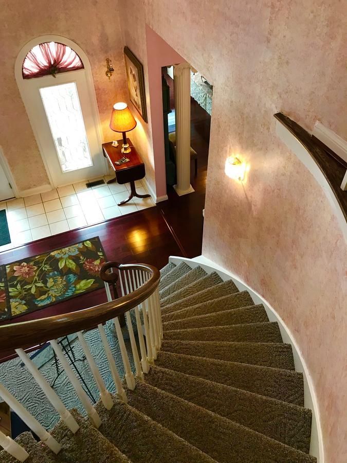 Rabbit Creek Bed & Breakfast Versailles Esterno foto