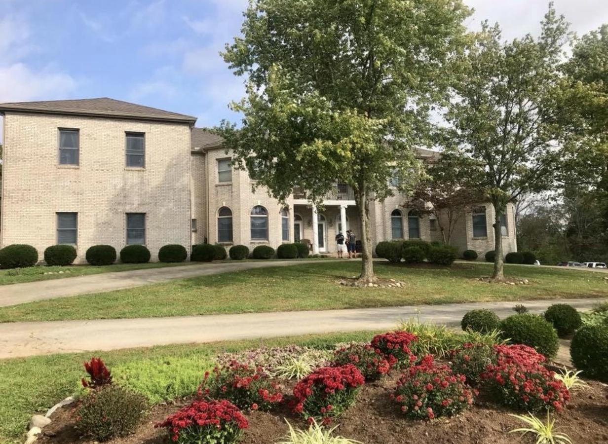 Rabbit Creek Bed & Breakfast Versailles Esterno foto